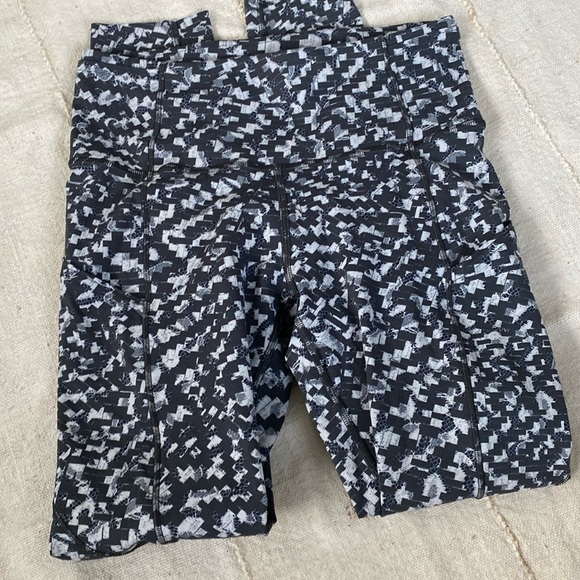 Lululemon fast and free non reflective deals